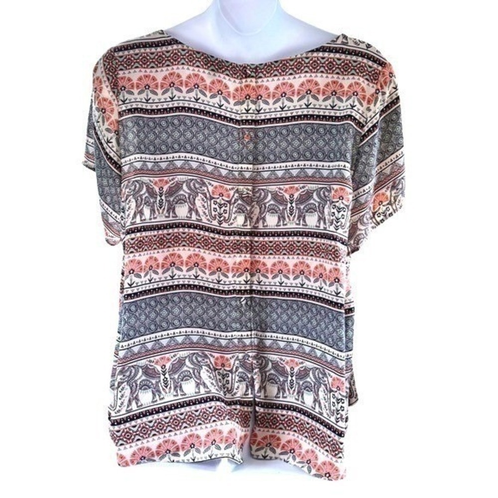 Torrid Plus 3X Boho Elephant Tribal Button Back Detain Flowy Festival Blouse EUC - Picture 3 of 15